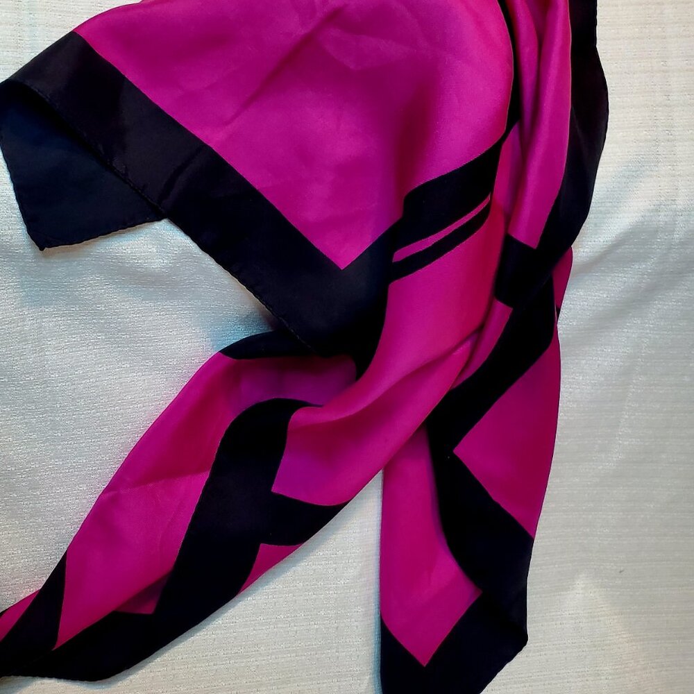 Handkerchief - Picture 3 of 4